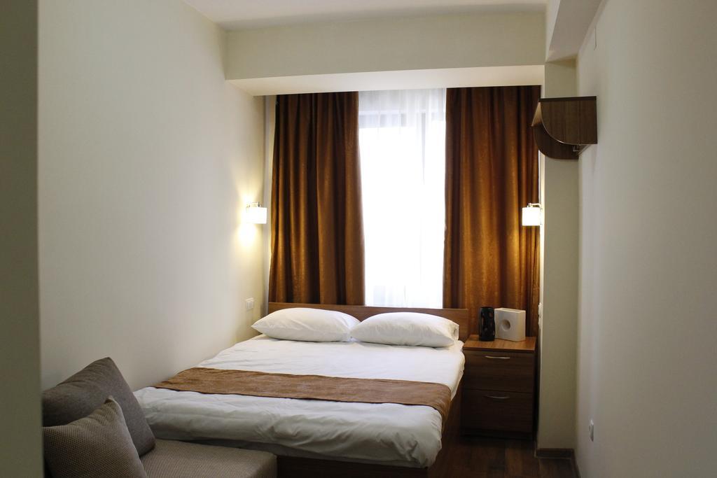5Th Floor Guest House エレバン 部屋 写真